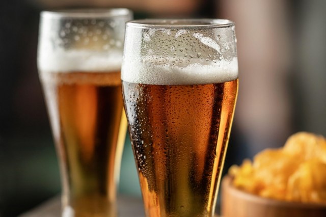 Otkriveno koji broj èaša alkoholnih piæa izaziva ubrzano starenje mozga